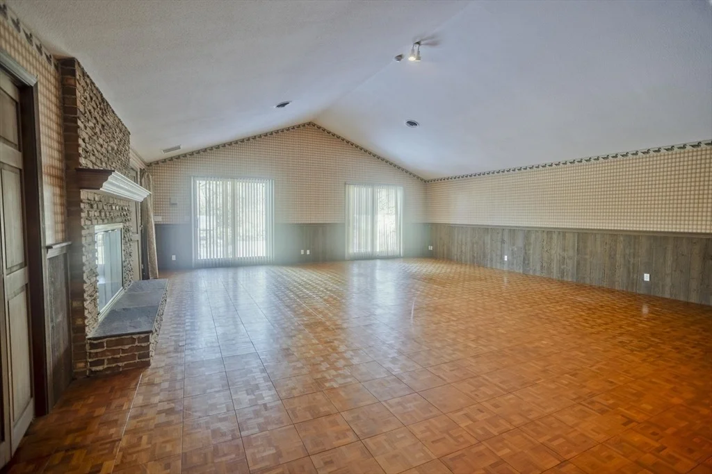 Photo of 119 Oakridge St.