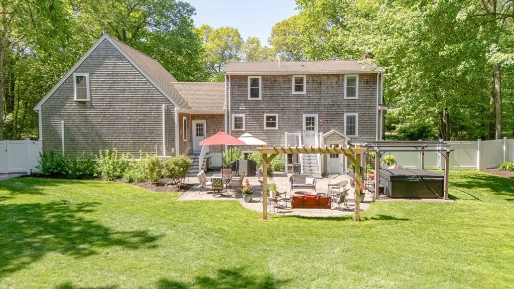 Photo of 187 John Scott Blvd