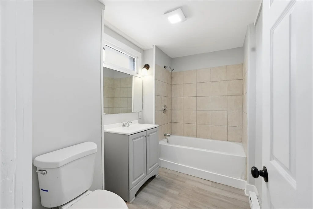 Photo of 2 Ely St