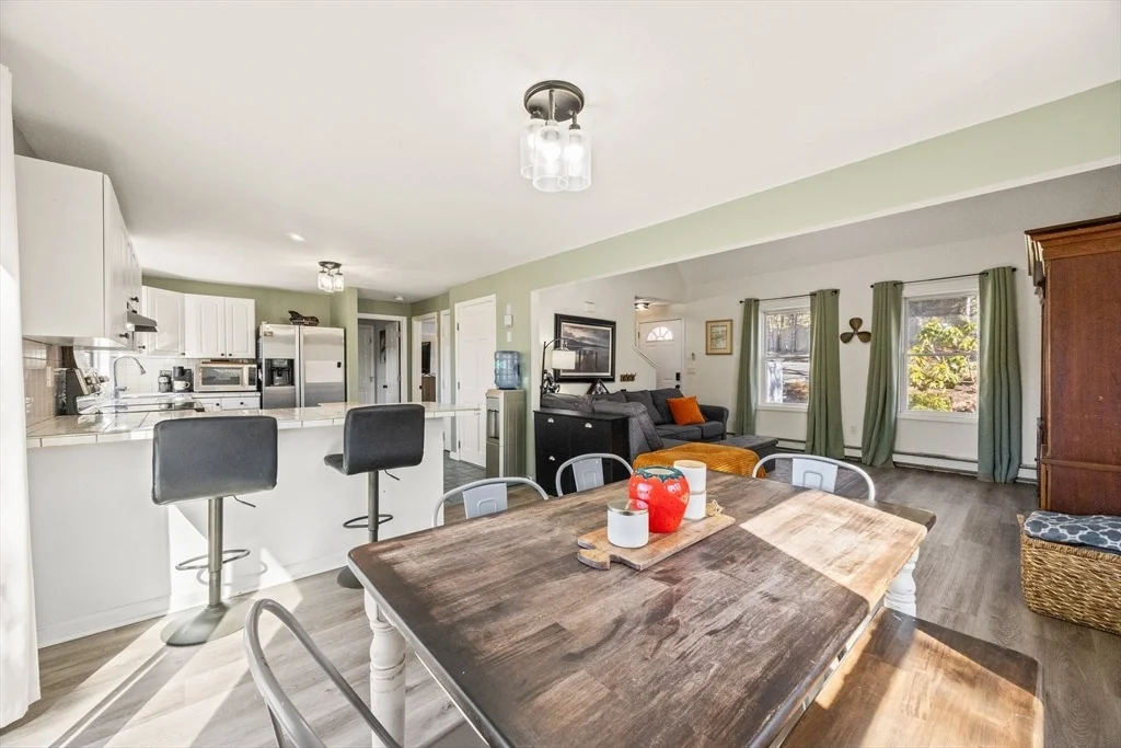 Photo of 7 Santuit Pond Rd