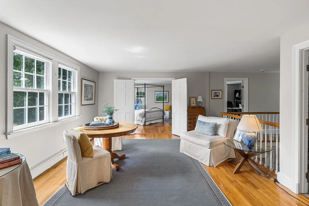 Photo of 4 Oakland Cir