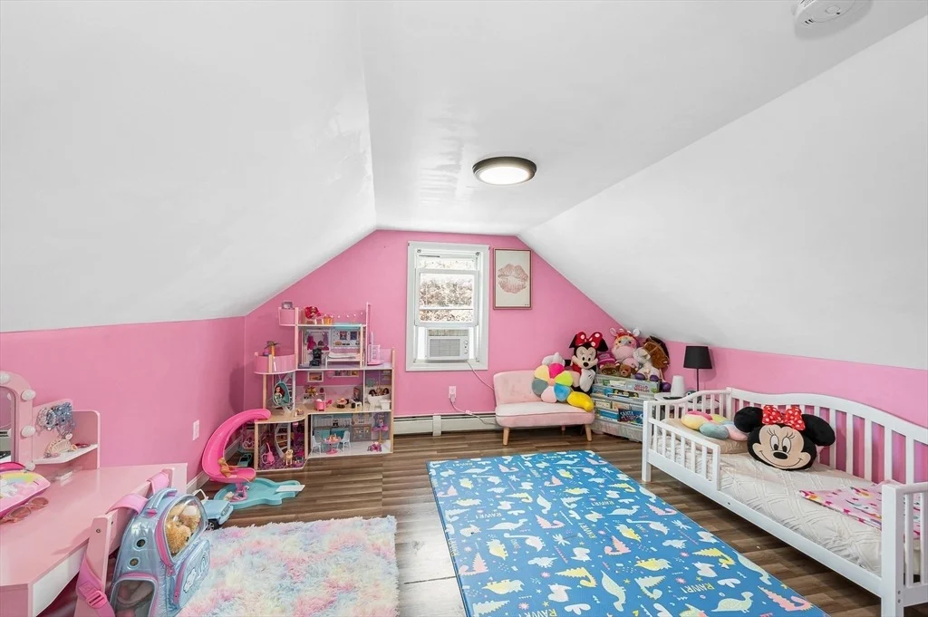 Photo of 103 Fox Ave