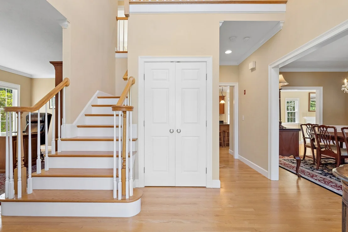 Photo of 7 Sylvan Dr