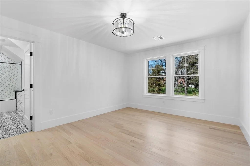 Photo of 12 Sanders Lane