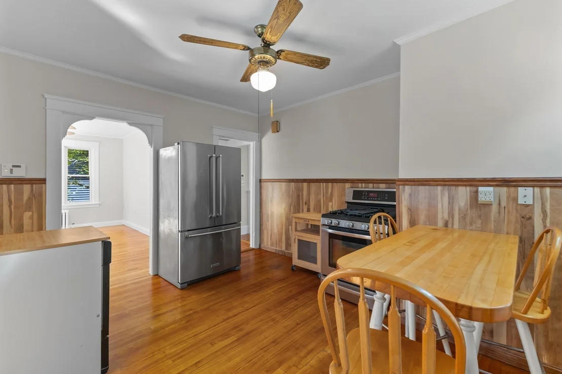 Photo of 33 Clearview Ave