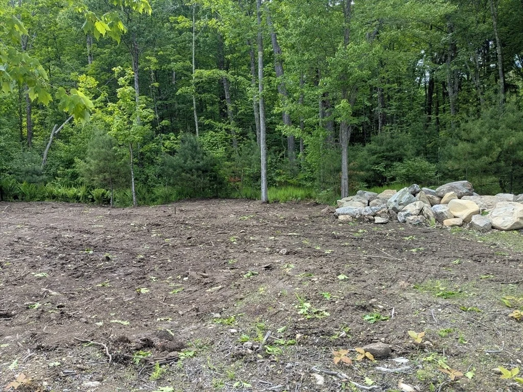 Photo of 53 Old Colony Rd