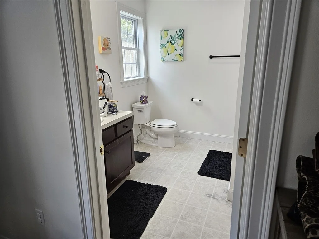 Photo of Unit B at 45 Longview Circle