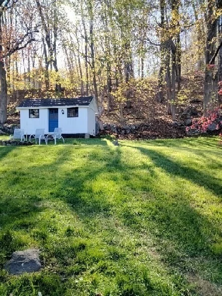Photo of 40 Hillside Ave