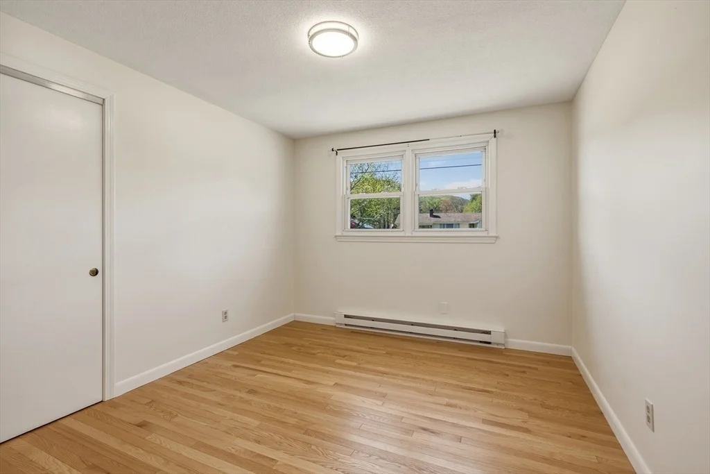 Photo of 282 Bay Rd
