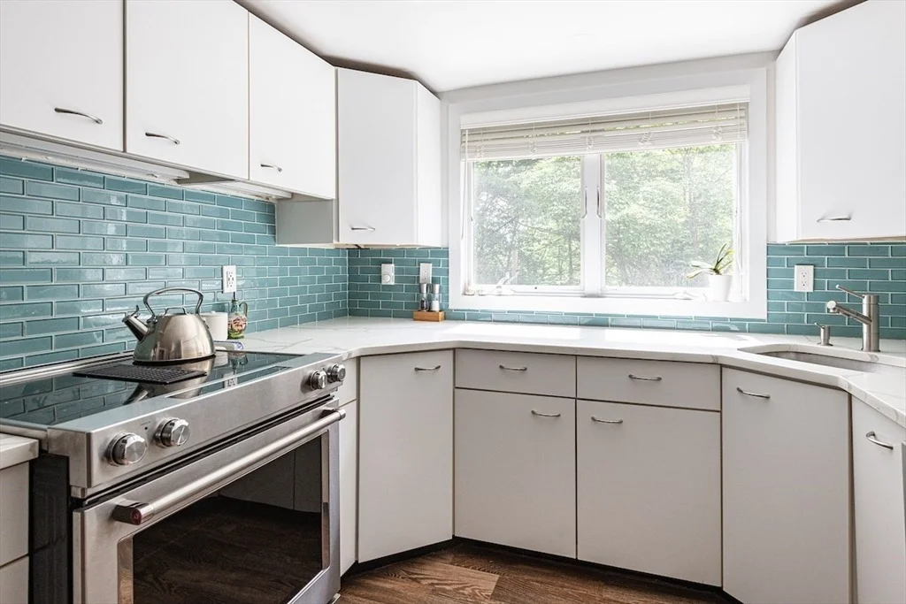 Photo of 11 Juniper Ridge Rd