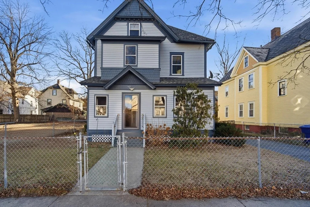 Photo of 106 Amherst St