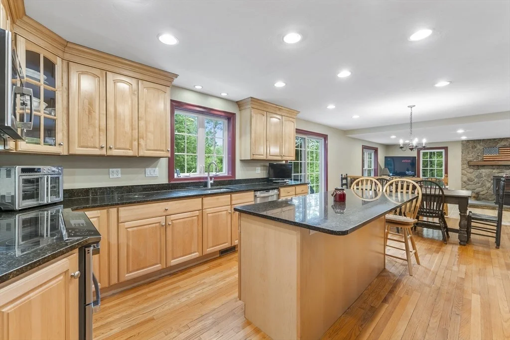 Photo of 77 Adams Ave