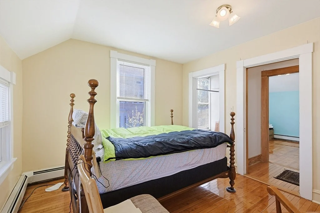 Photo of 391 Middle St