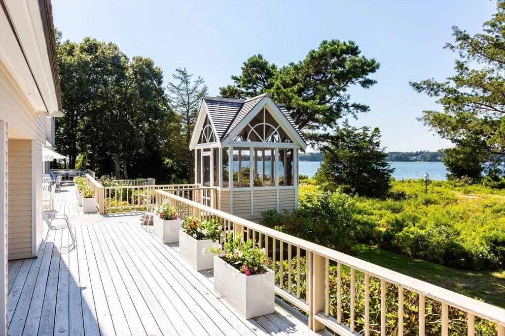 Photo of 255 Bayberry Way