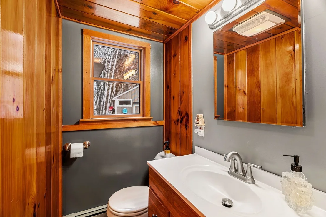 Photo of 57 Richardson Ave