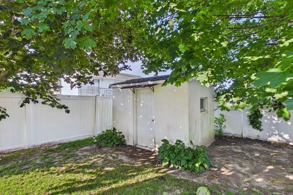 Photo of 6 Lighthouse Ln