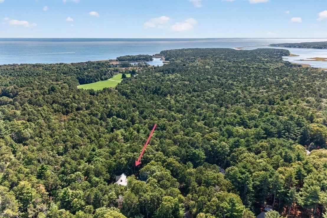 Photo of 110 Waquoit Rd East