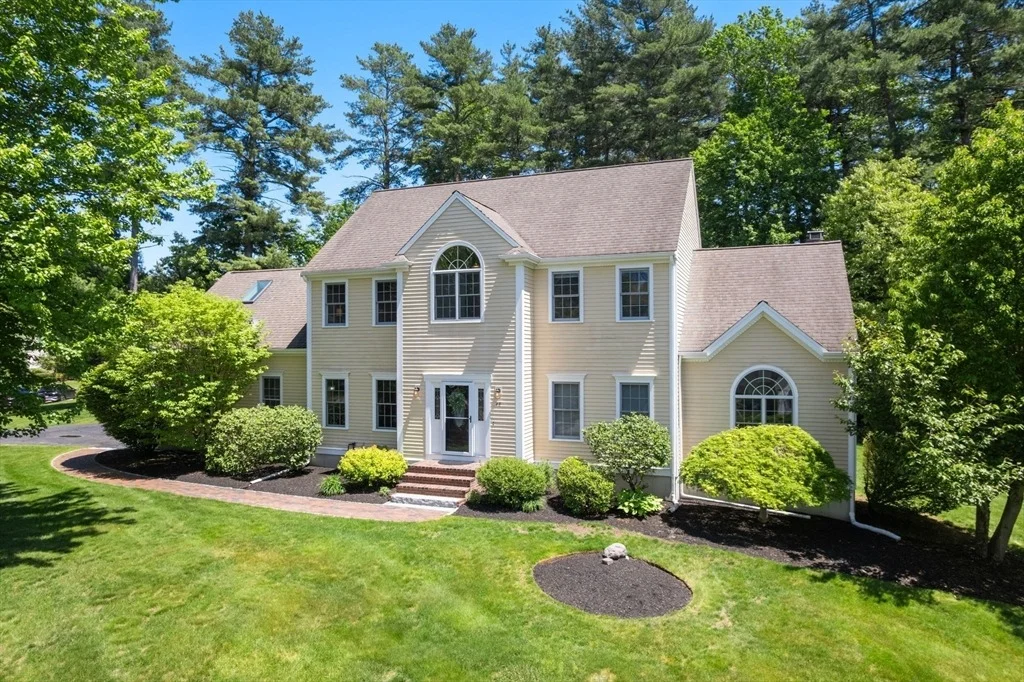 Photo of 48 Beethoven Ave