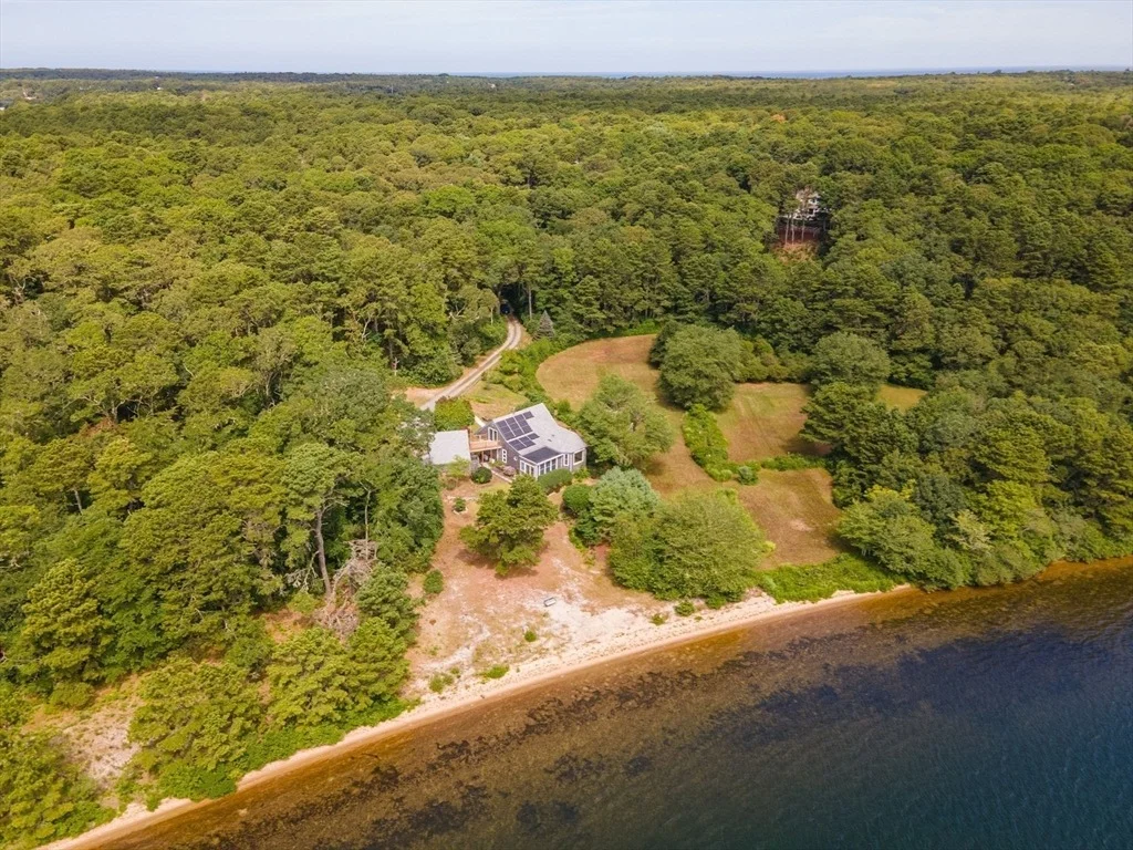 Photo of 418 Massasoit Trail