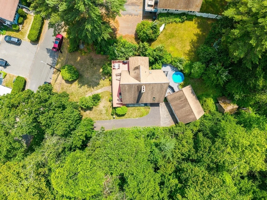 Photo of 76 Beaver Rd