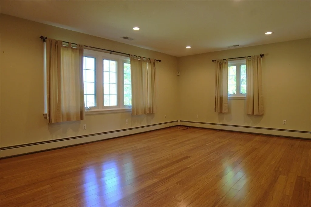 Photo of 45 Aldea Ave