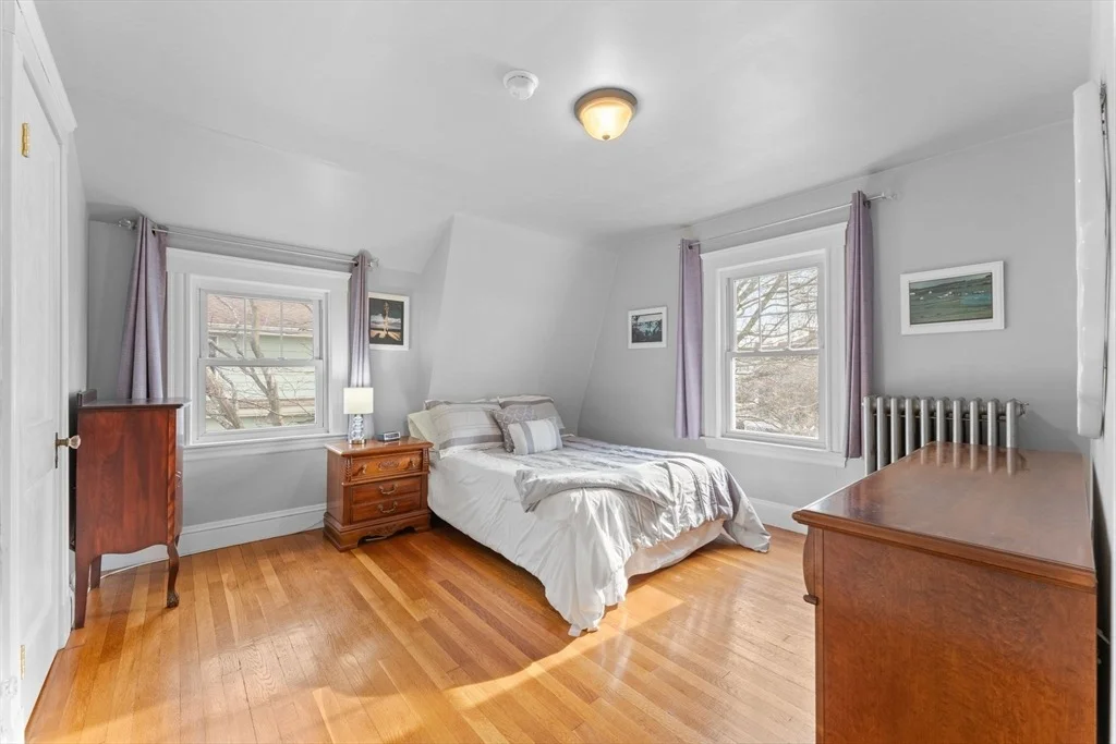 Photo of 15 Damon St