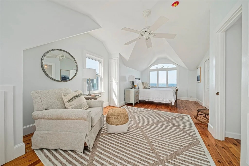 Photo of 556 Ocean Street