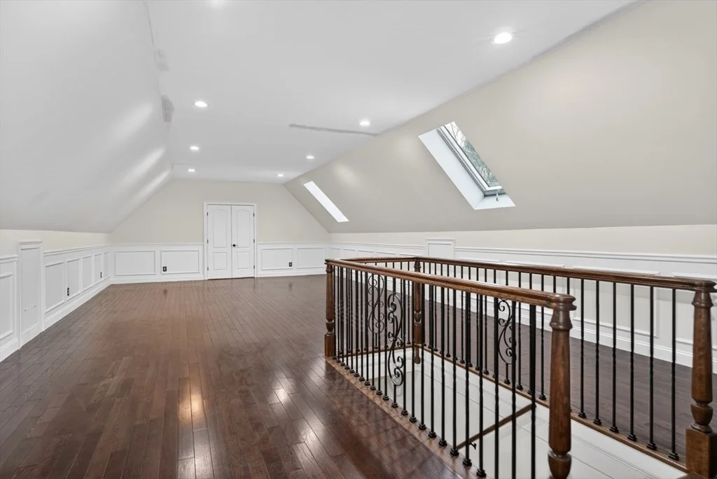 Photo of 139 Oak Tr