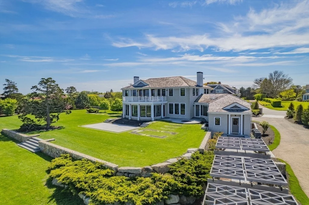 Photo of 108 Shore Road