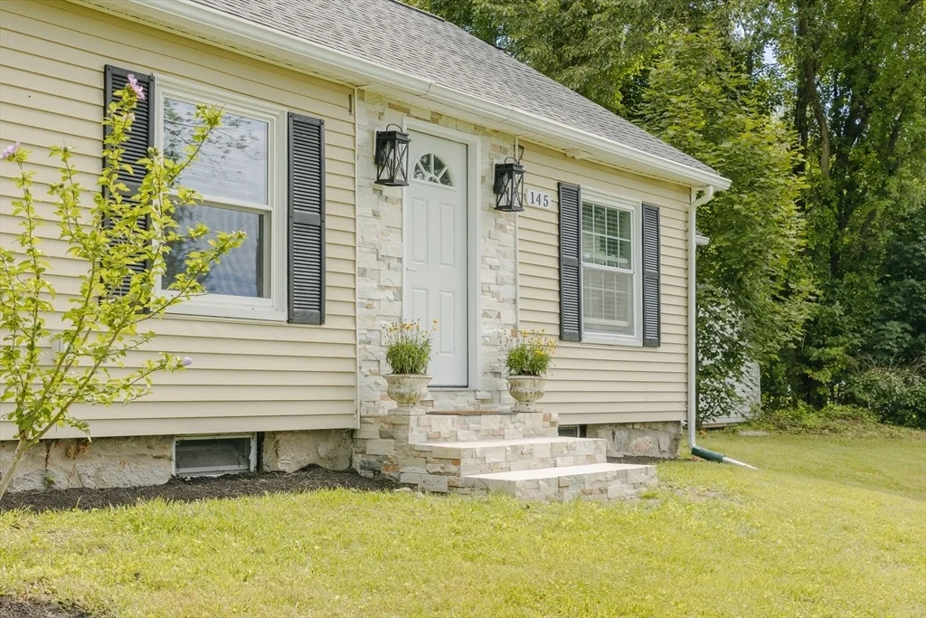 Photo of 145 Colburn Road