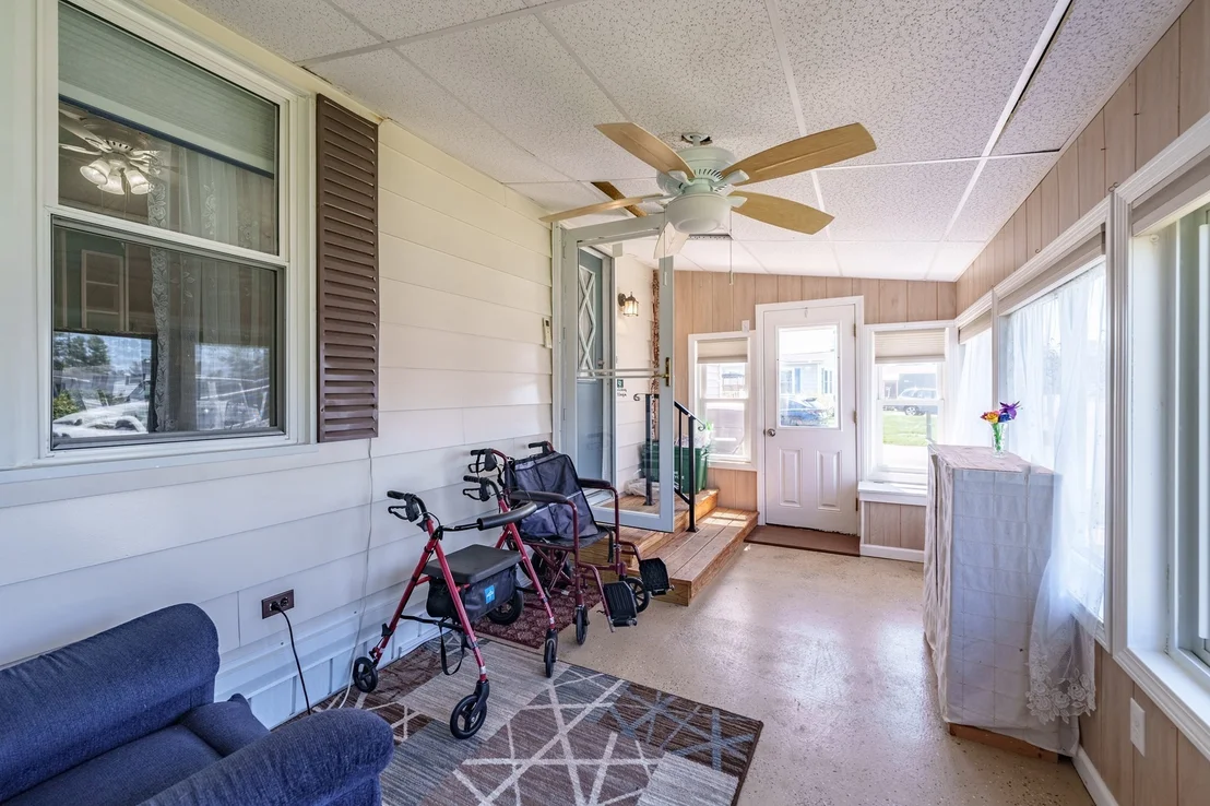 Photo of 50 Warfield
