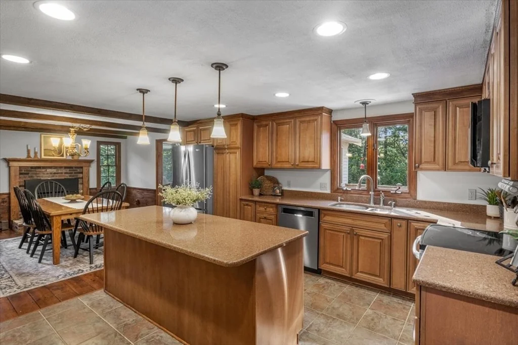 Photo of 11 Hickory Ln