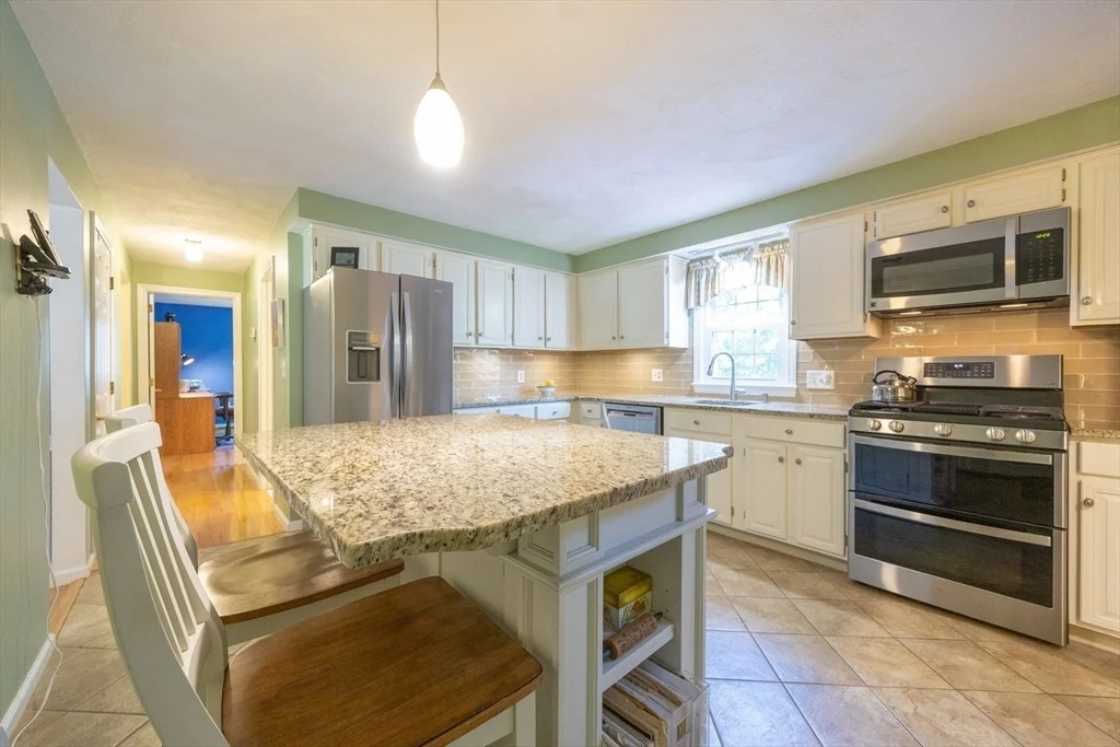 Photo of 165 Roundtop Rd