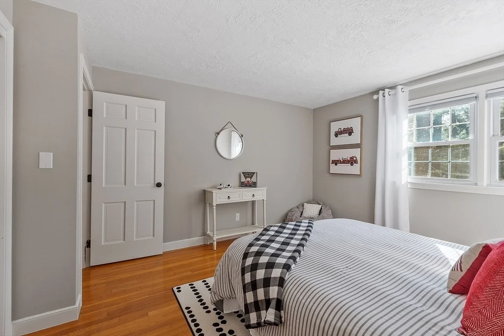 Photo of 27 Forest Road