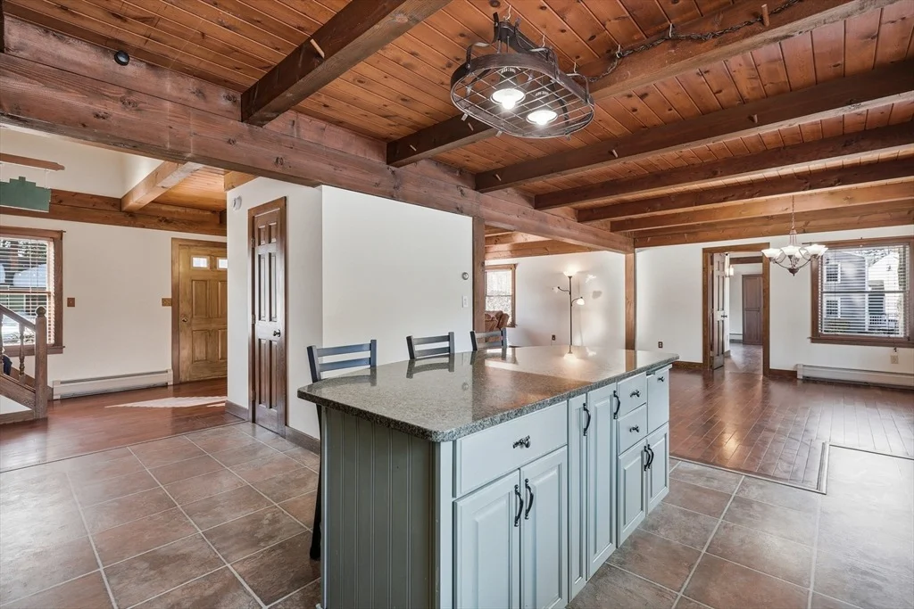 Photo of 8 Aloha Dr