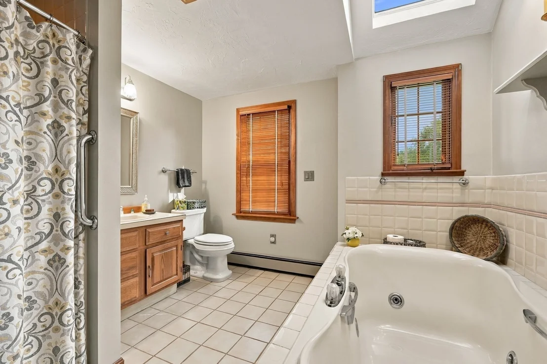 Photo of 70 Birchbark Dr