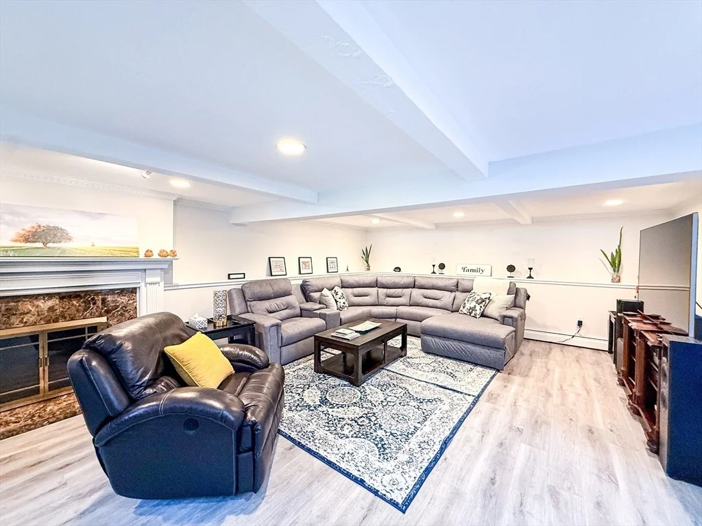 Photo of 17 Robin Rd