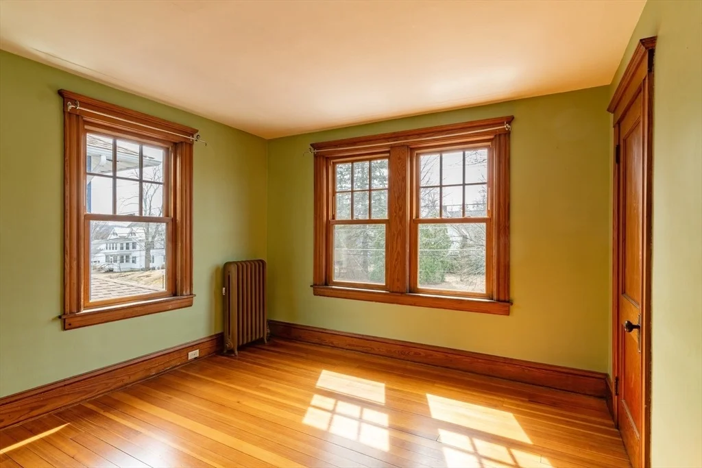 Photo of 305 Locust St