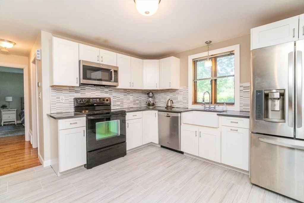 Photo of 46 Conlyn Avenue