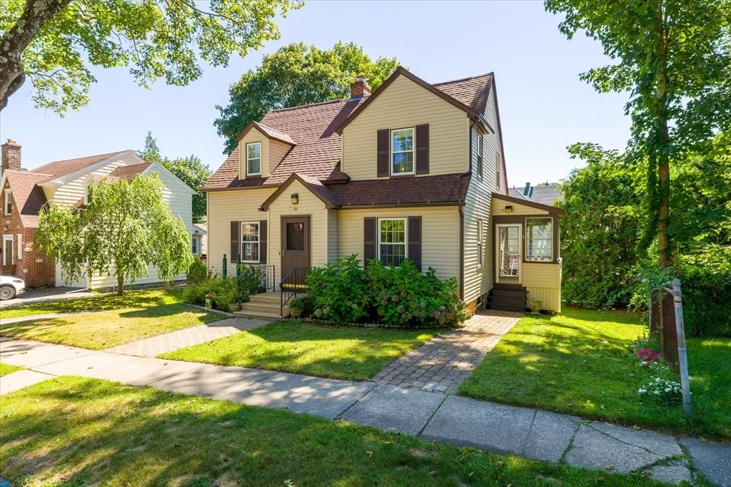 Photo of 49 Monroe Ave