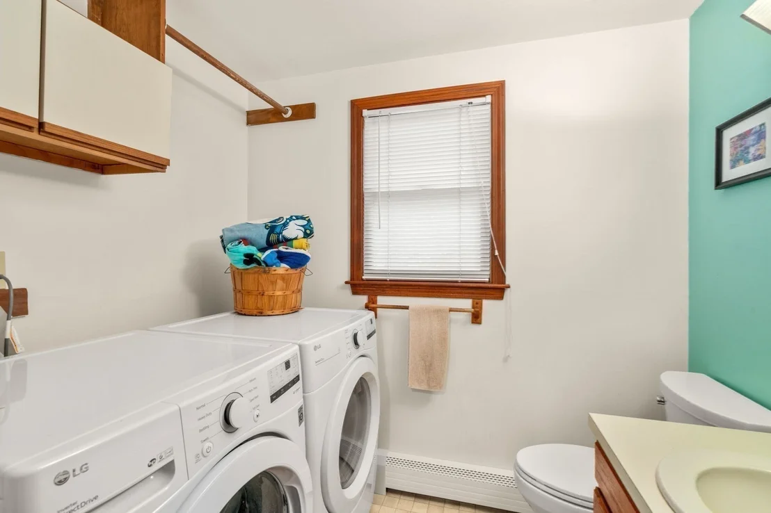 Photo of 12 Eldridge Street Ext