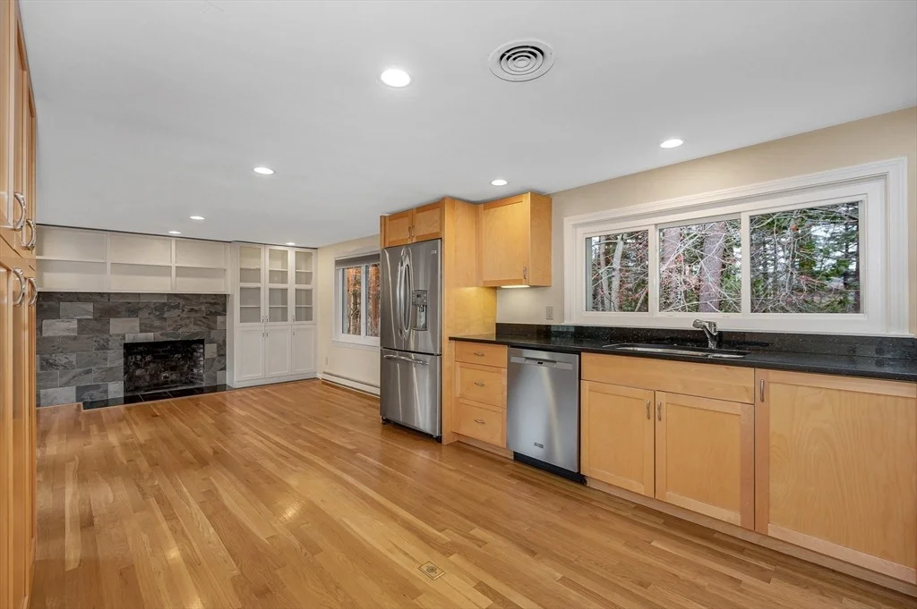 Photo of 14 Holton Road