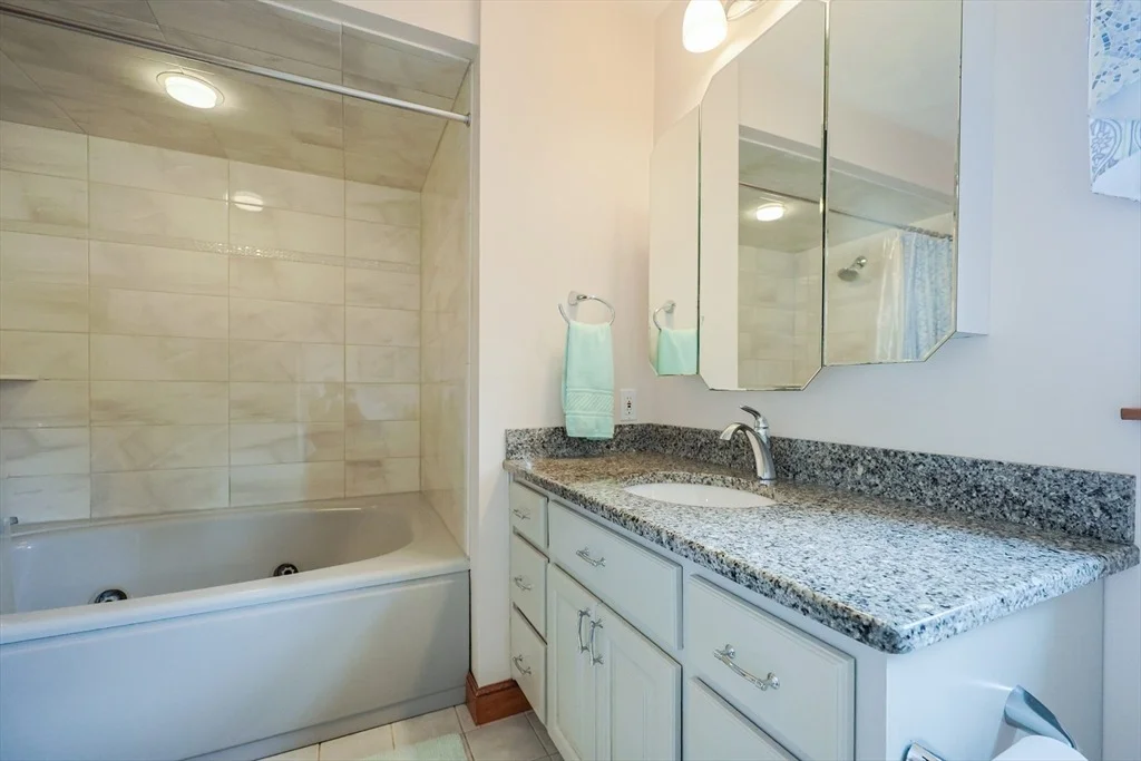 Photo of 76 Beach St