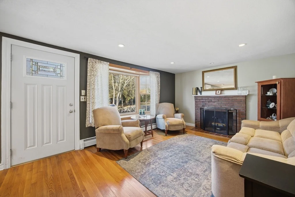 Photo of 55 Maynard Rd