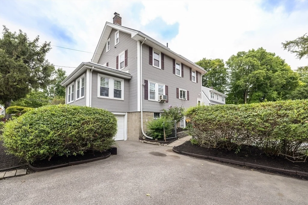 Photo of 820 Beaver St