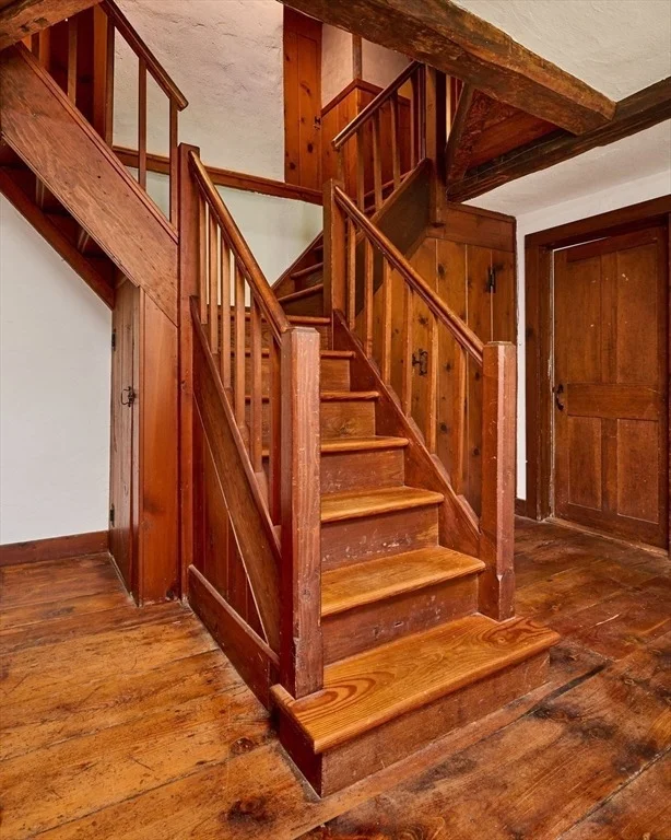 Photo of 40 Whately Glen Road