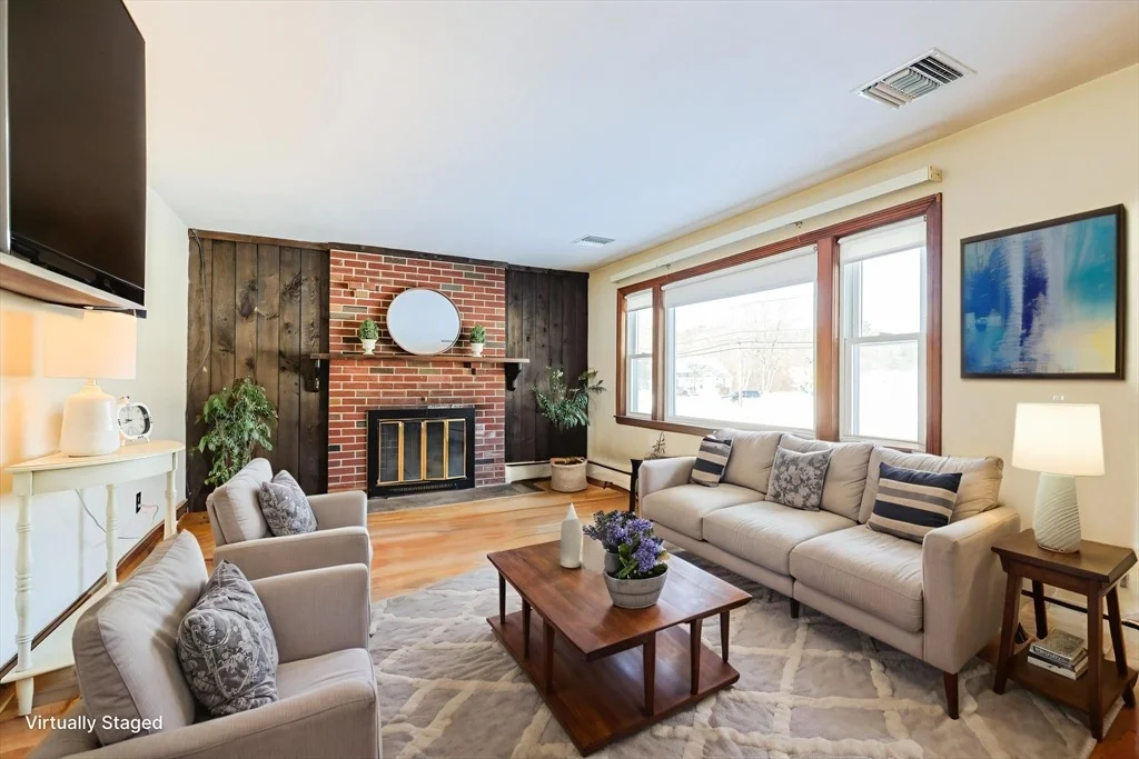 Photo of 70 Oak St.