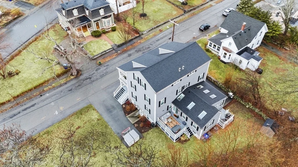 Photo of Unit 1 at 1 Maple St