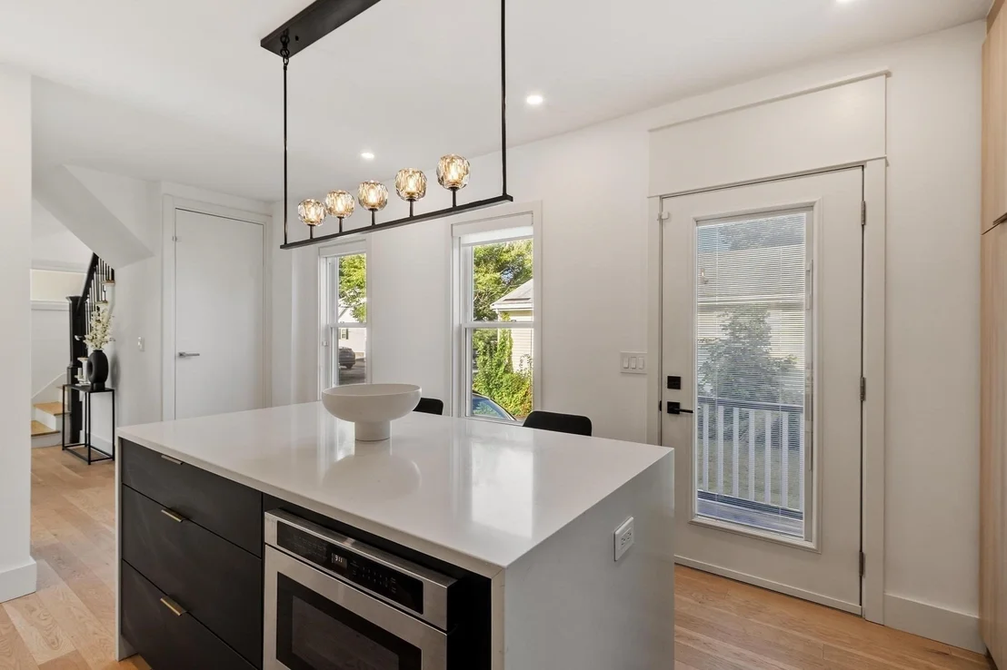Photo of 32 Coolidge Ave