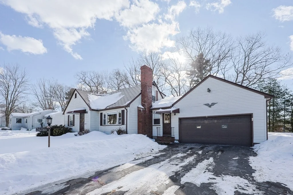 Photo of 70 Oak St.